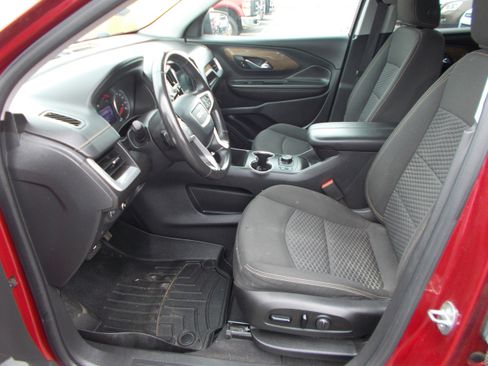 Used 2019 GMC Terrain SLE w/ Driver Convenience Package image 9