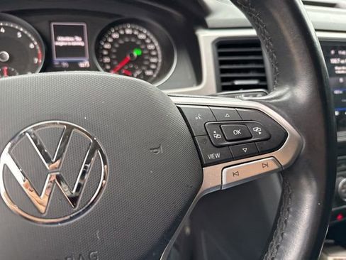 Used 2021 Volkswagen Atlas SE image 20