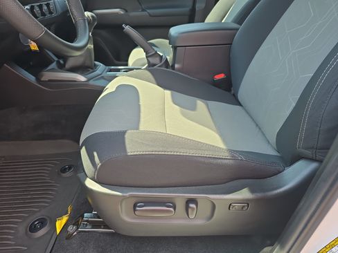 Used 2022 Toyota Tacoma TRD Sport w/ Technology Package AWD/4WD image 30