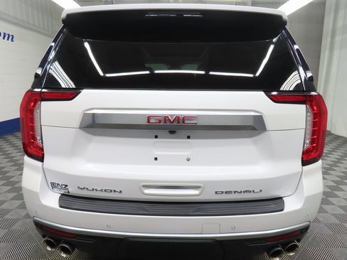 Used 2024 GMC Yukon Denali image 39