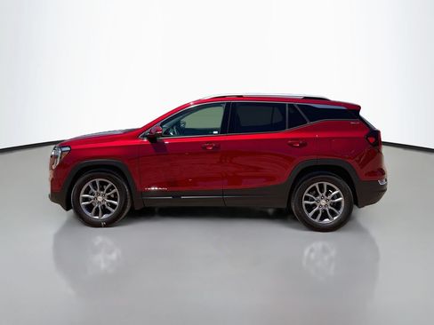 Used 2023 GMC Terrain SLT FWD image 4