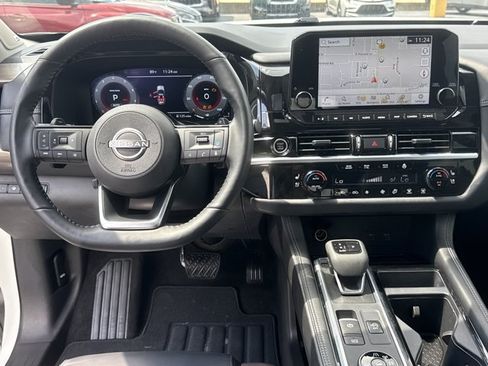 Certified 2024 Nissan Pathfinder Platinum AWD/4WD image 8