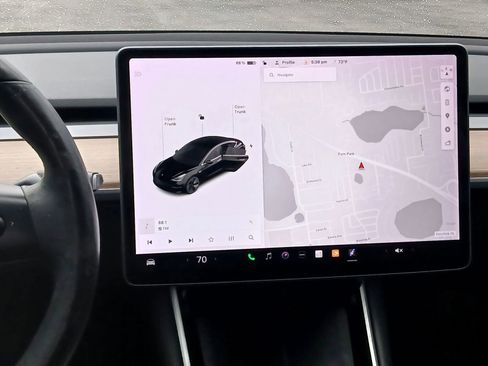 Used 2018 Tesla Model 3 Long Range image 25