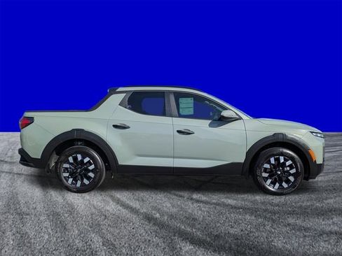 Used 2025 Hyundai Santa Cruz SEL FWD image 3