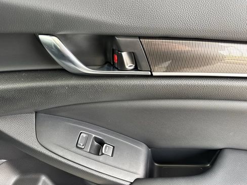Certified 2022 Honda Accord Sport image 21