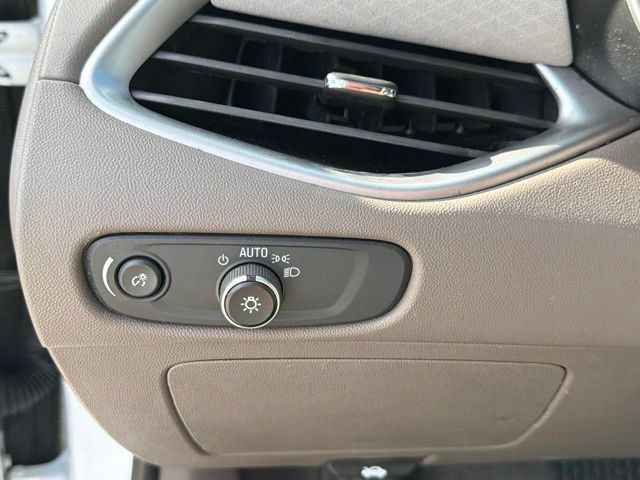 Used 2025 Chevrolet Malibu LT FWD image 30