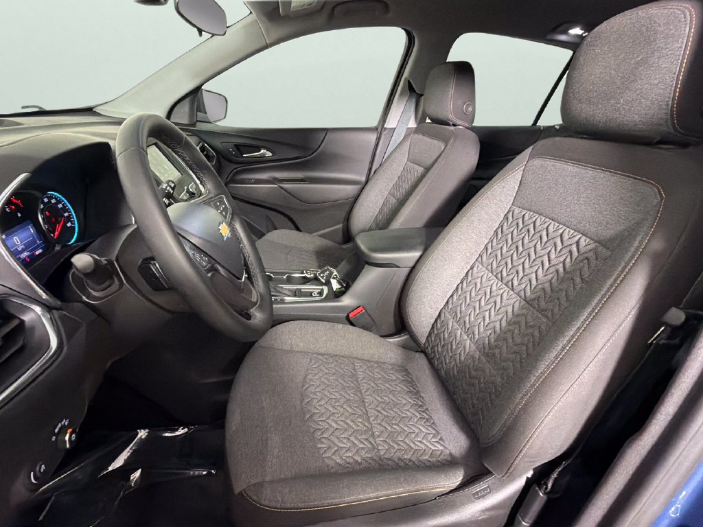 Used 2024 Chevrolet Equinox LT FWD image 17