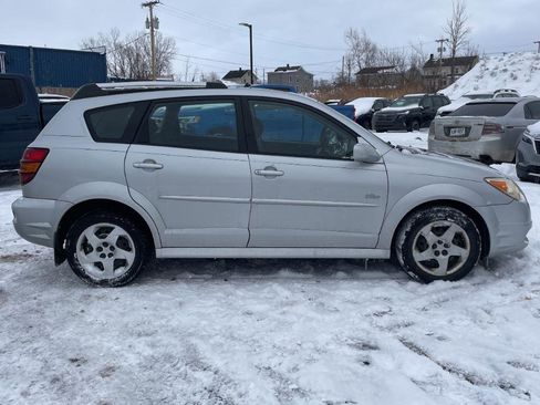 Used 2006 Pontiac Vibe AWD w/ Sun And Sound Package image 11