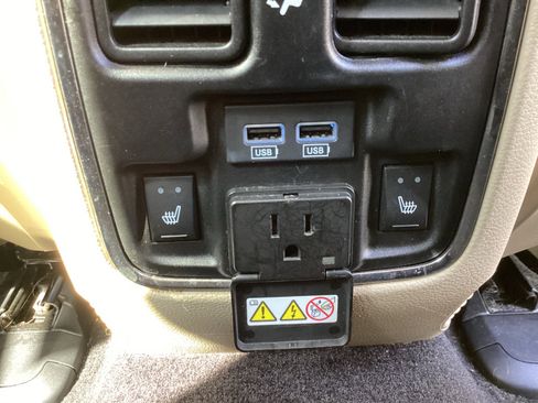 Used 2017 Jeep Grand Cherokee Limited image 34