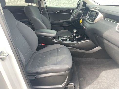 Used 2020 Kia Sorento L image 17