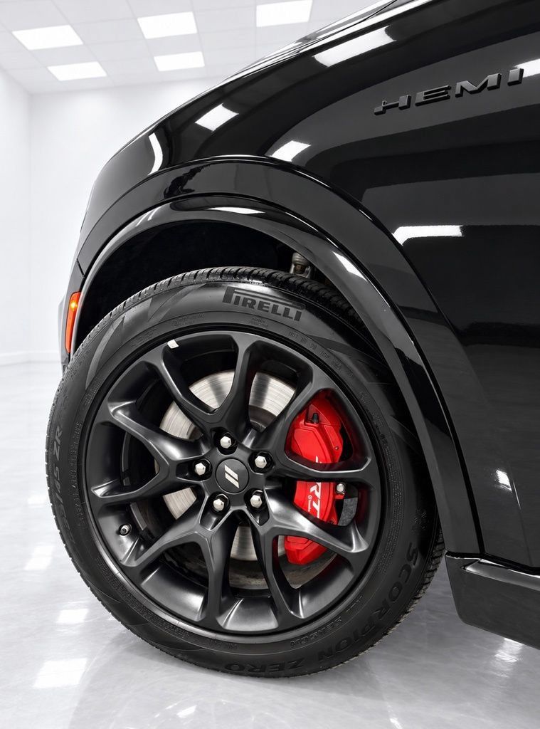 Used 2023 Dodge Durango R/T w/ Tow 'N Go Package AWD/4WD image 10