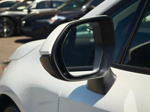 Used 2020 Toyota Corolla LE FWD image 9