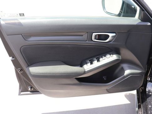 Used 2025 Honda Civic Sport image 10