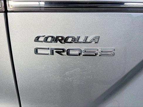 Used 2023 Toyota Corolla Cross L image 30