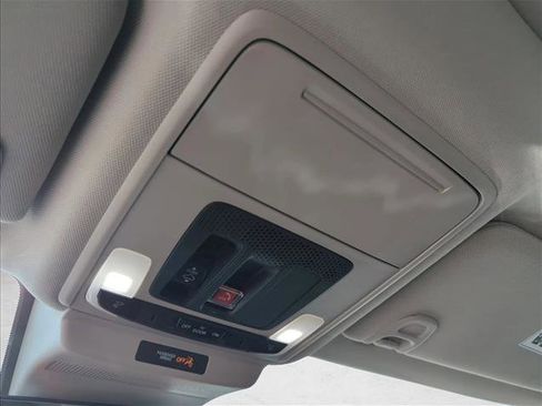 Used 2024 Honda Accord Touring image 15