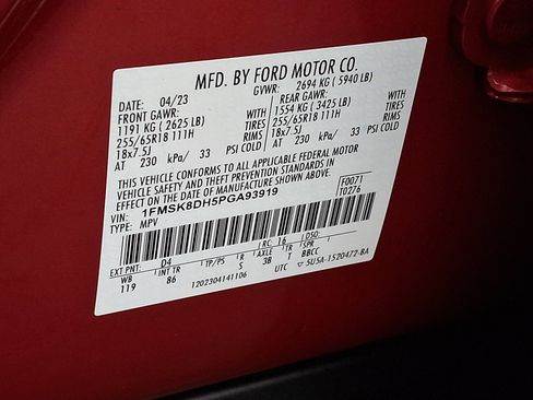 Certified 2023 Ford Explorer XLT image 28