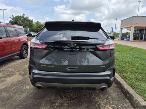 Used 2024 Ford Edge Titanium AWD/4WD image 15