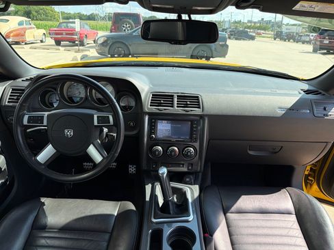 Used 2010 Dodge Challenger R/T RWD image 25