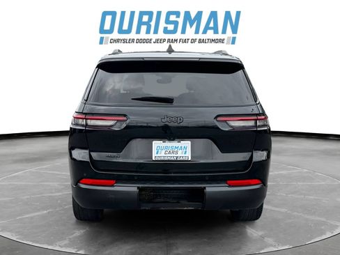 Used 2023 Jeep Grand Cherokee L Laredo AWD/4WD image 5