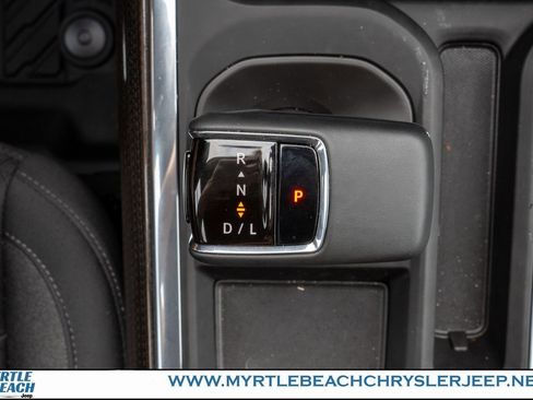 Used 2024 Chevrolet Silverado 1500 RST image 22