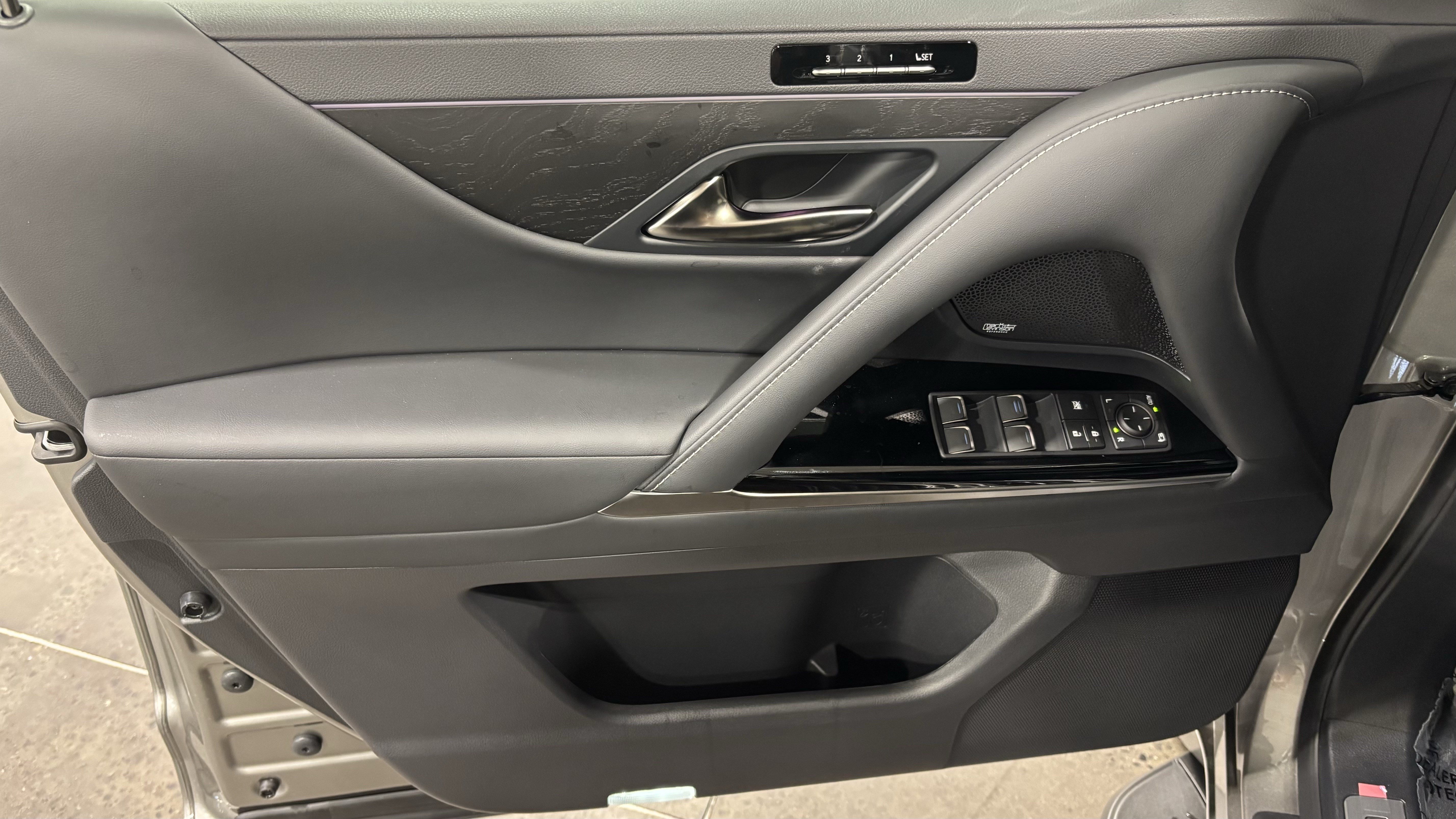 Certified 2026 Lexus LX 700h Luxury AWD/4WD image 14