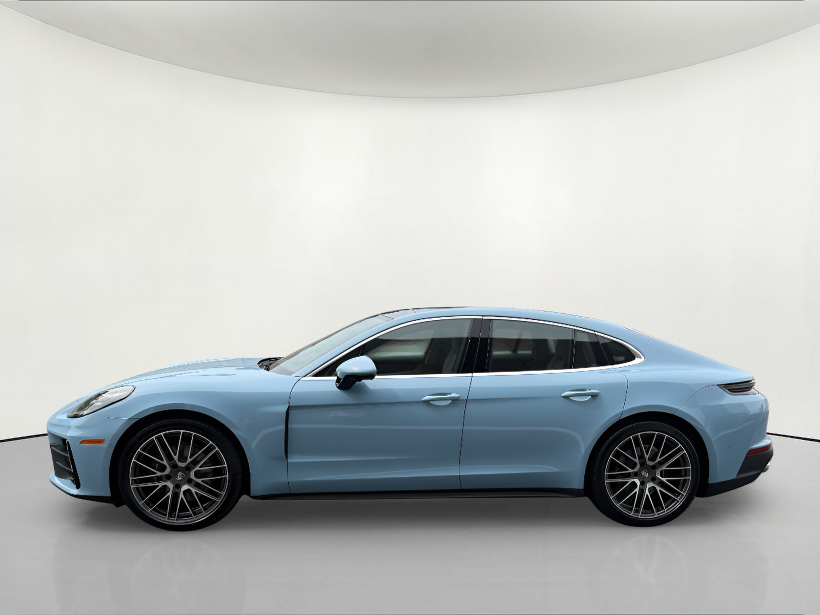 New 2026 Porsche Panamera 4 AWD/4WD image 2