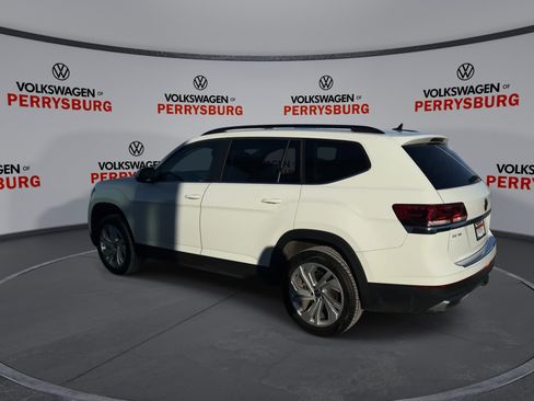 Certified 2023 Volkswagen Atlas SE image 6