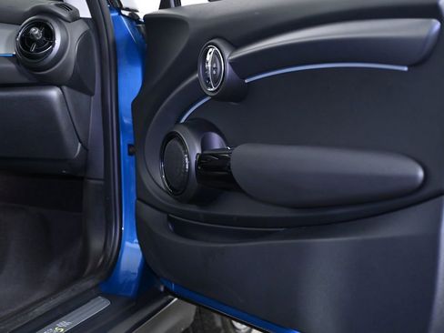 Certified 2024 MINI Cooper SE image 27