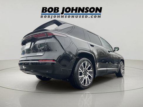 Used 2025 Jeep Wagoneer S Limited image 7