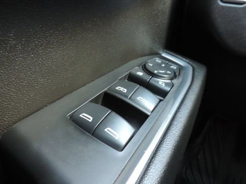 Used 2024 Chevrolet Silverado 1500 LTZ w/ LTZ Convenience Package II AWD/4WD image 29