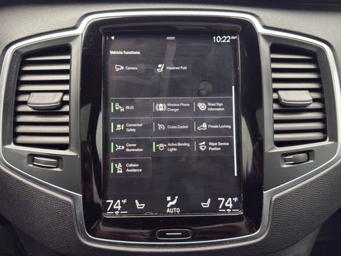 Used 2022 Volvo XC90 T5 Momentum w/ Climate Package image 19