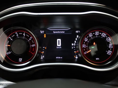 Used 2016 Dodge Challenger SXT Plus image 24