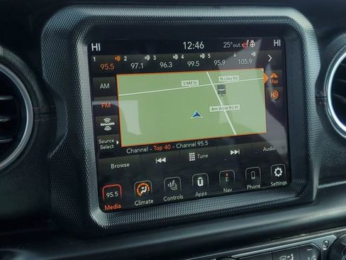 Used 2020 Jeep Gladiator Rubicon image 22