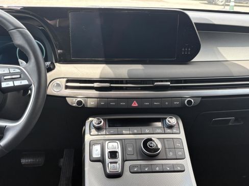 Used 2025 Hyundai Palisade SEL FWD image 21