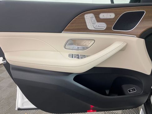 Used 2026 Mercedes-Benz GLE 350 4MATIC image 11