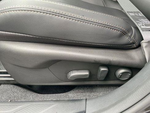 New 2026 Subaru Outback Limited AWD/4WD image 11
