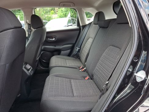 Certified 2023 Honda HR-V LX image 9