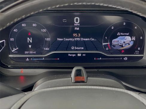 Used 2023 GMC Yukon XL Denali Ultimate image 16