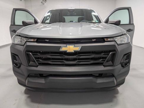 Used 2023 Chevrolet Colorado W/T RWD image 14