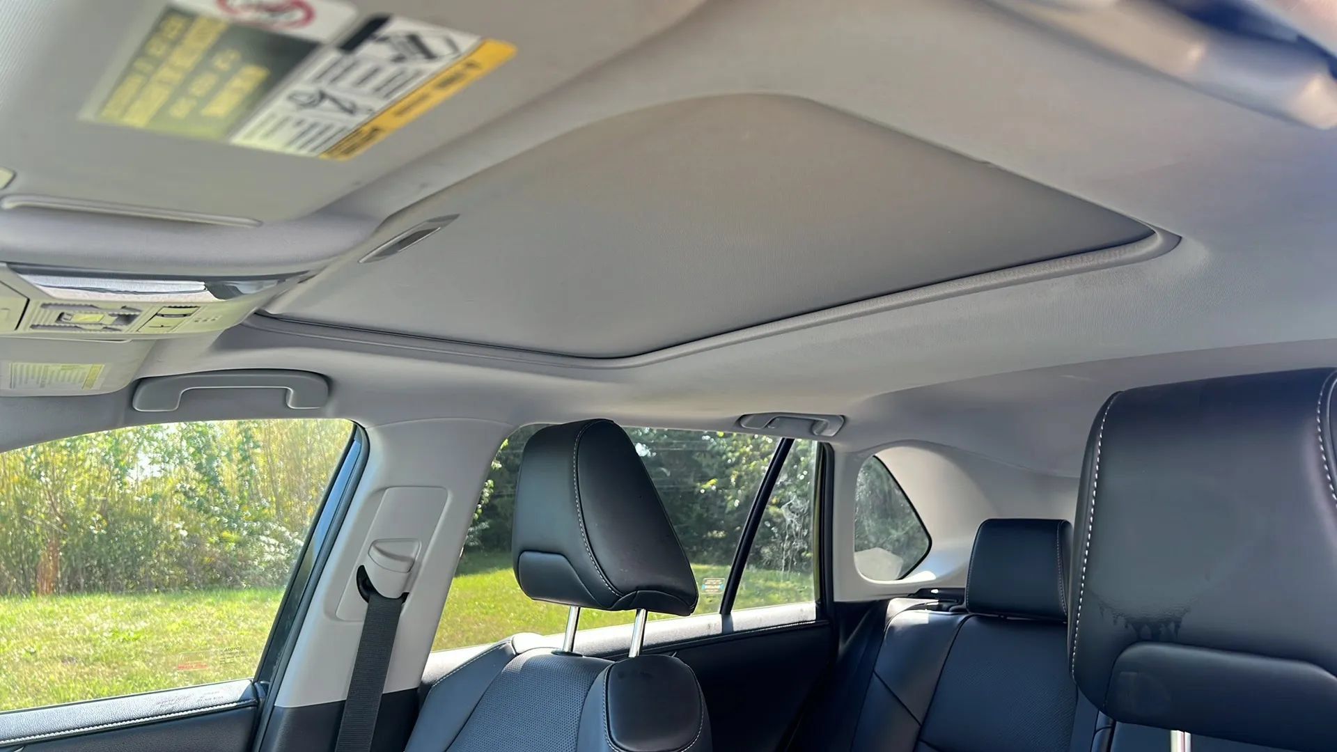 Used 2019 Toyota RAV4 Limited w/ Advanced Technology Package AWD/4WD image 12