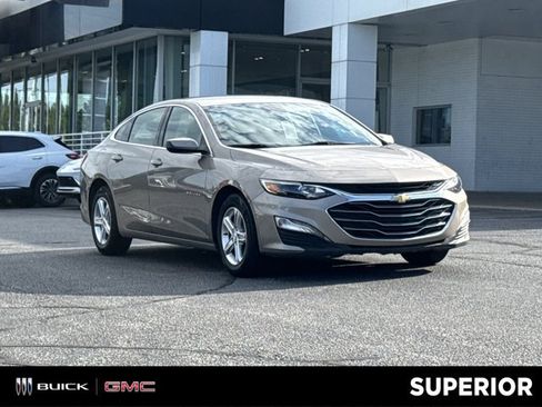 Used 2023 Chevrolet Malibu LT w/ Driver Confidence Package FWD image 1
