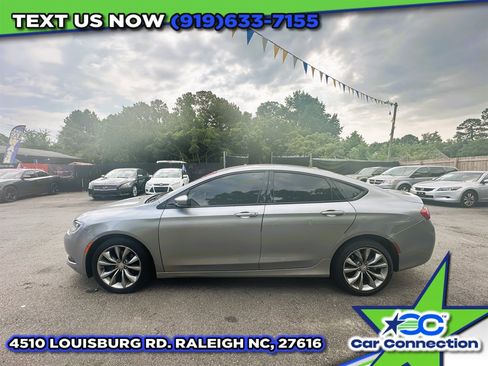 Used 2015 Chrysler 200 S image 5