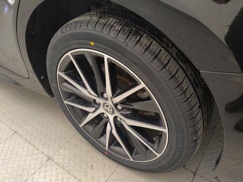 Used 2022 Toyota Camry SE FWD image 31