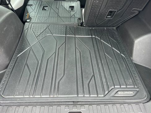 Used 2024 Chevrolet Equinox LS w/ LPO, Floor Liner Package FWD image 16