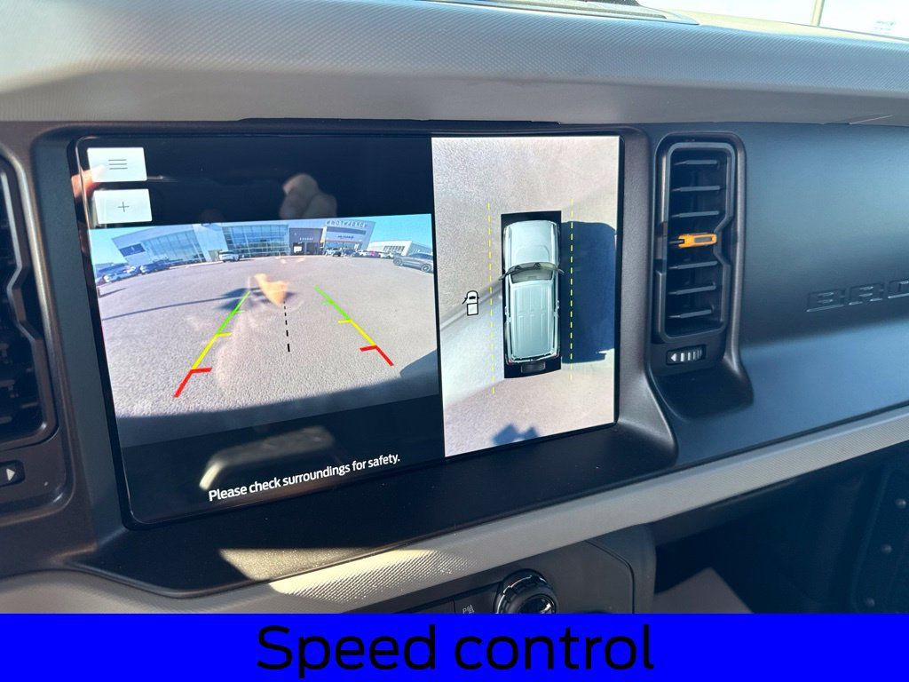 Used 2023 Ford Bronco Badlands AWD/4WD image 13