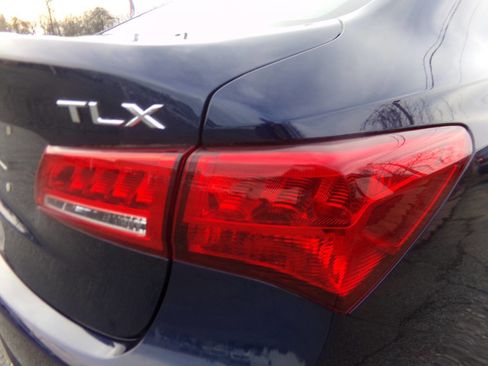 Used 2018 Acura TLX image 13
