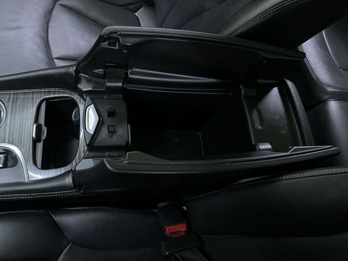 Used 2018 Buick Envision Premium AWD/4WD image 26