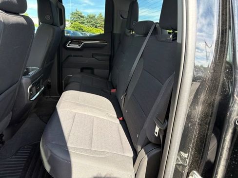 Used 2023 GMC Sierra 1500 Elevation w/ X31 Off-Road Package AWD/4WD image 18