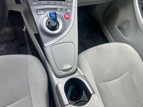 Used 2013 Toyota Prius Two image 8