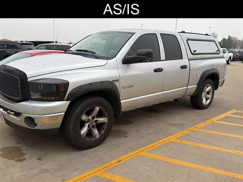 Used 2008 Dodge Ram 1500 Truck SLT w/ Popular Equipment Group image 2